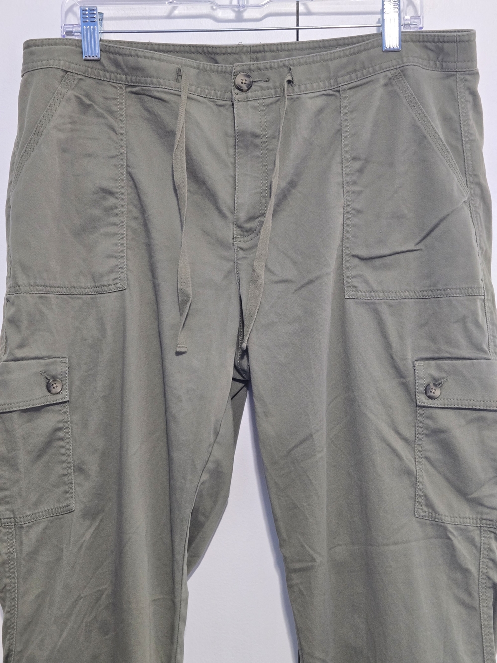 L.L.Bean Favorite Fit Olive Green Cargo Pants Women’s 16 Petite - Picture 2 of 7